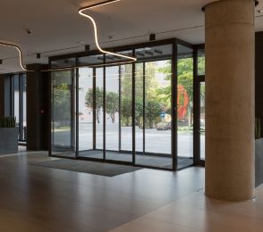 Automatic sliding door repair service in Oldsmar FL